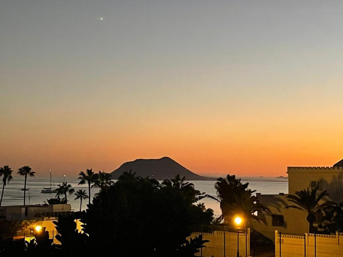 Alojamiento Playa Centro Corralejo 17 Esterno foto